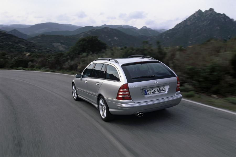  Mercedes-Benz C-Class Estate 2004 года  (фото 9 из 68)